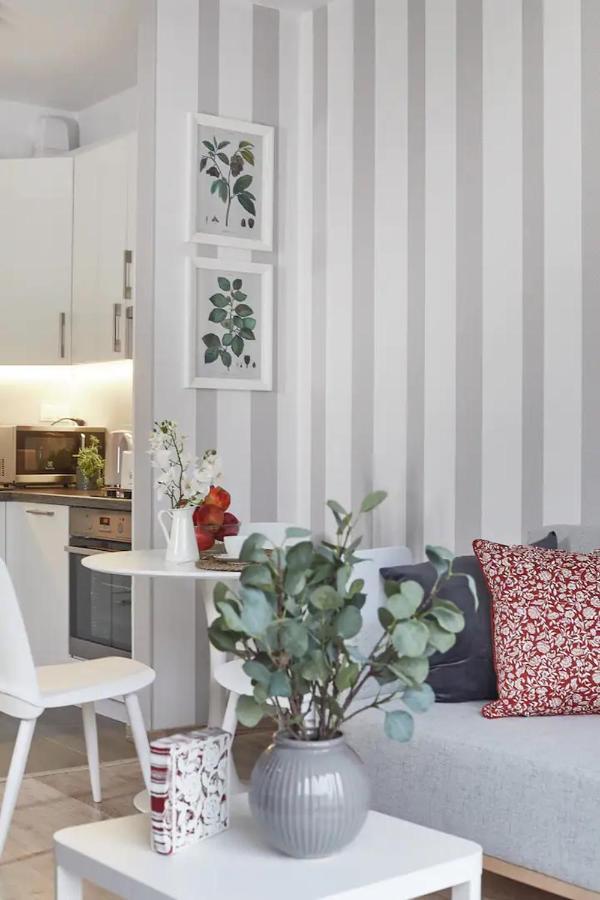 P&O Serviced Apartments Siedmiogrodzka III วอร์ซอ ภายนอก รูปภาพ