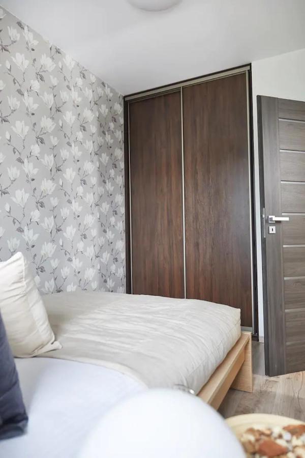 P&O Serviced Apartments Siedmiogrodzka III วอร์ซอ ภายนอก รูปภาพ