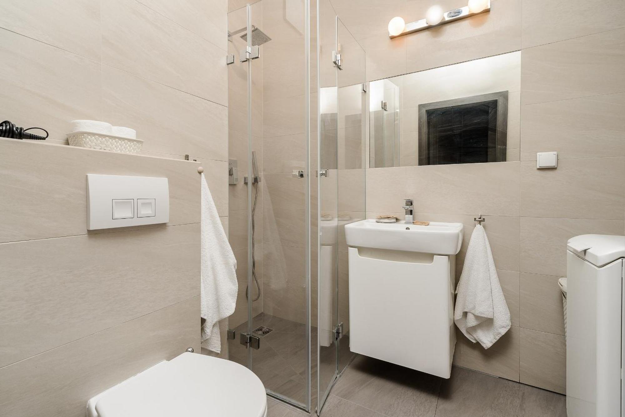 P&O Serviced Apartments Siedmiogrodzka III วอร์ซอ ภายนอก รูปภาพ