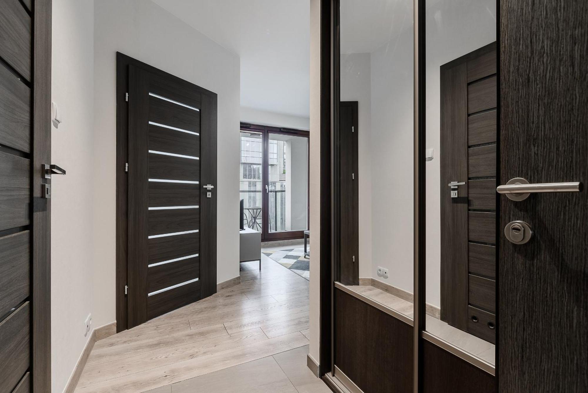 P&O Serviced Apartments Siedmiogrodzka III วอร์ซอ ภายนอก รูปภาพ